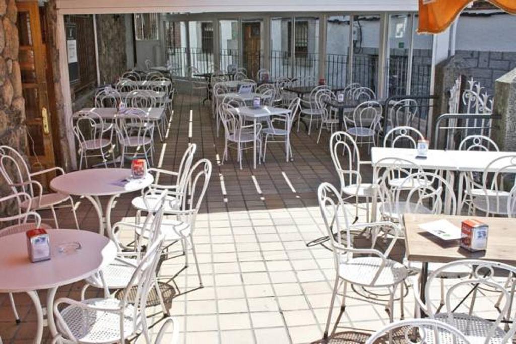 Hostal La Maya Серседилья Экстерьер фото